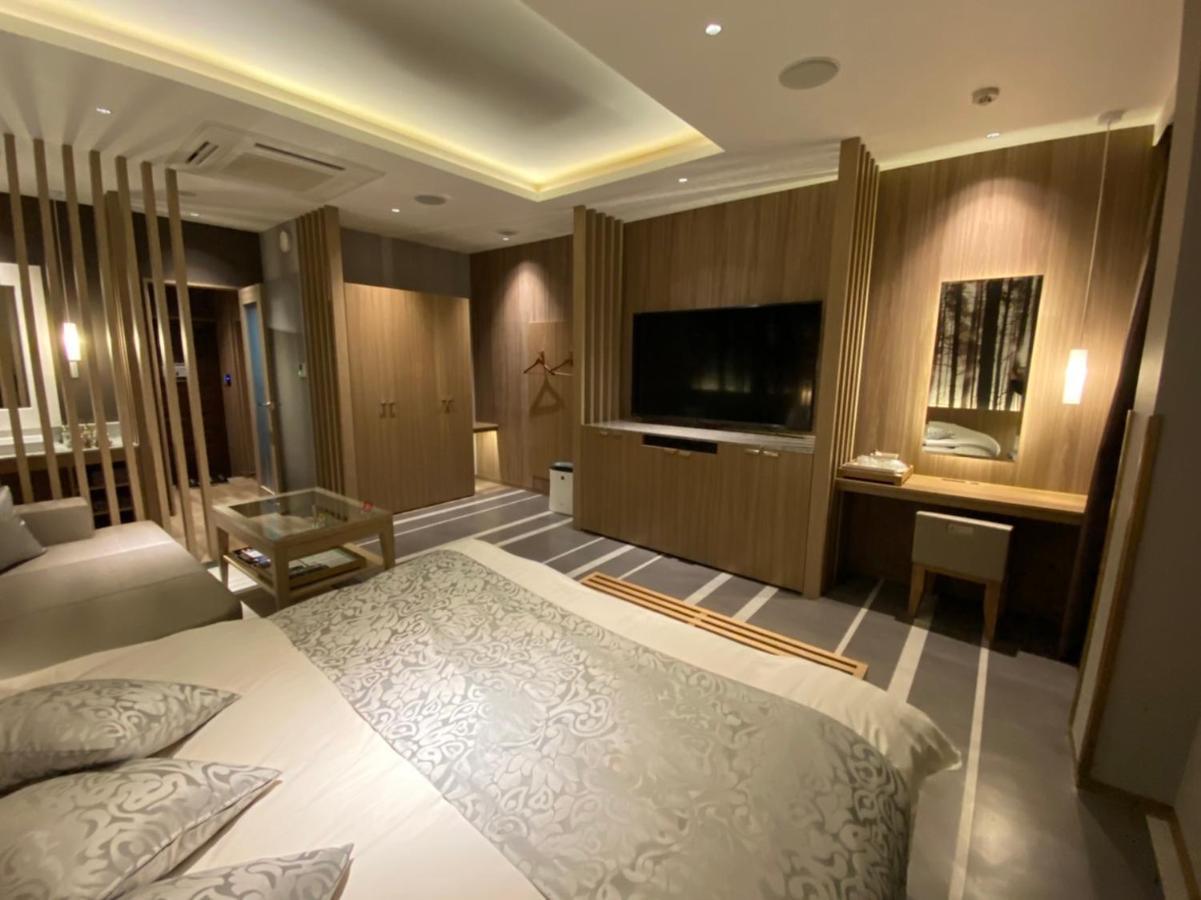 הימאג'י ホテル ポルト 男塾ホテルグループ (Adults Only) מראה חיצוני תמונה